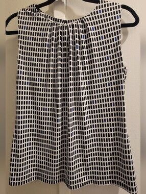 Calvin Klein Black, Blue and White Geometric Print Top L